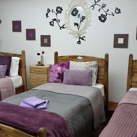 Turkish Style Hostel Lisbon Room photo