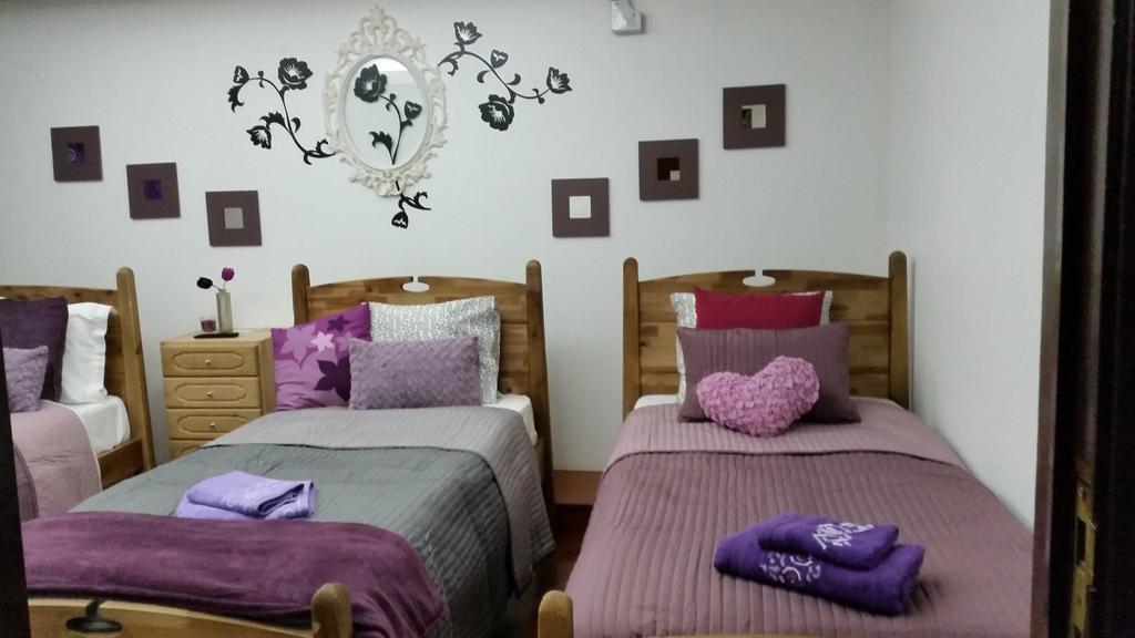 Turkish Style Hostel Lisbon Room photo