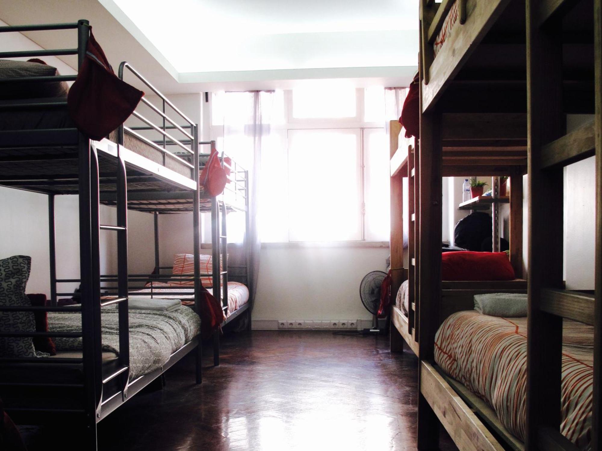 Turkish Style Hostel Lisbon Room photo